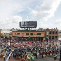 Chicago protesters demanding Rahm Emanuel's resignation march to Wrigley Field, closing major roads