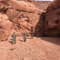 Mysterious silver monolith disappears from Utah desert