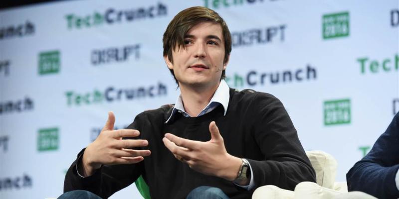 Under fire, Robinhood CEO apologizes to Congress for restricting trading