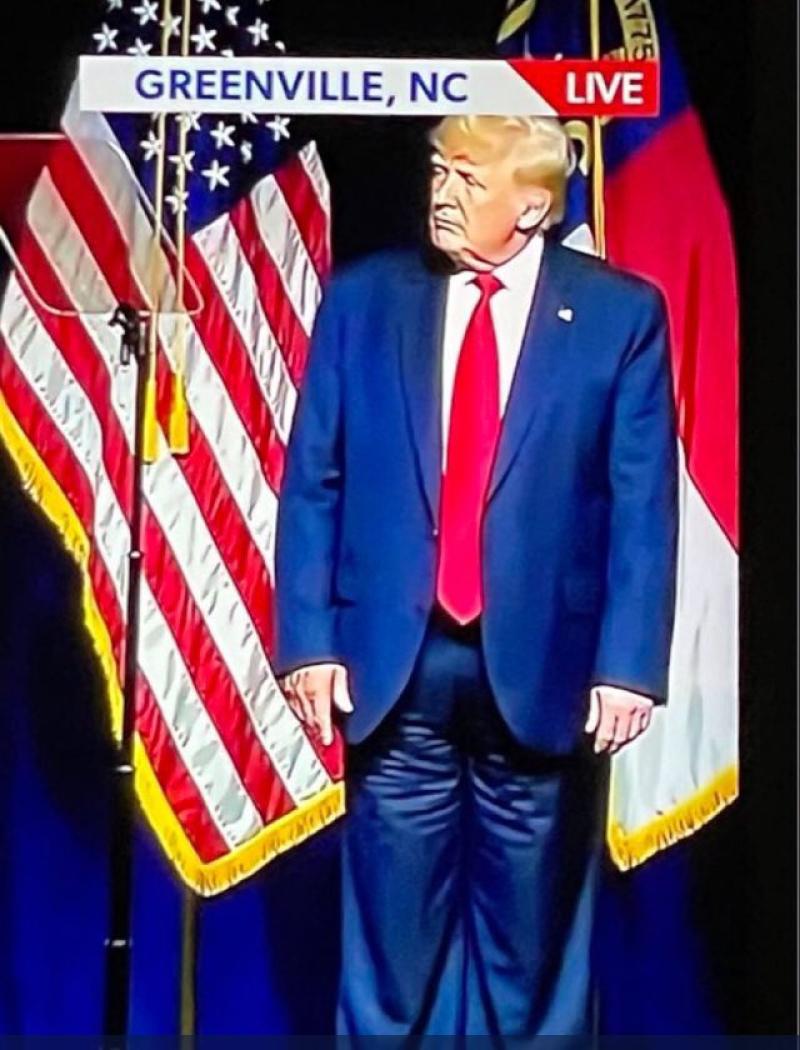 Donald Trump Didn't Put His Pants on Backward | PEOPLE.com
