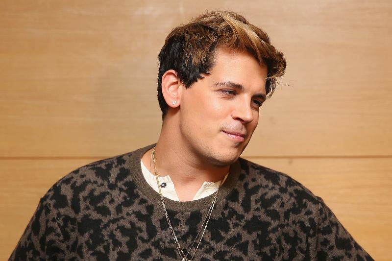 Milo Yiannopoulos announces he is 'ex-gay' and 'sodomy free'