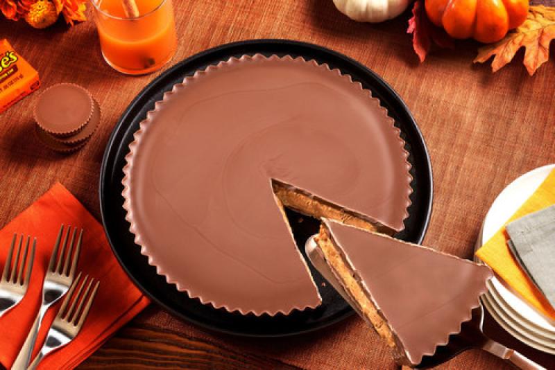 Hershey’s Just Created a 3.4-Pound Reese’s Thanksgiving Pie to Slice Up for Holiday Dessert