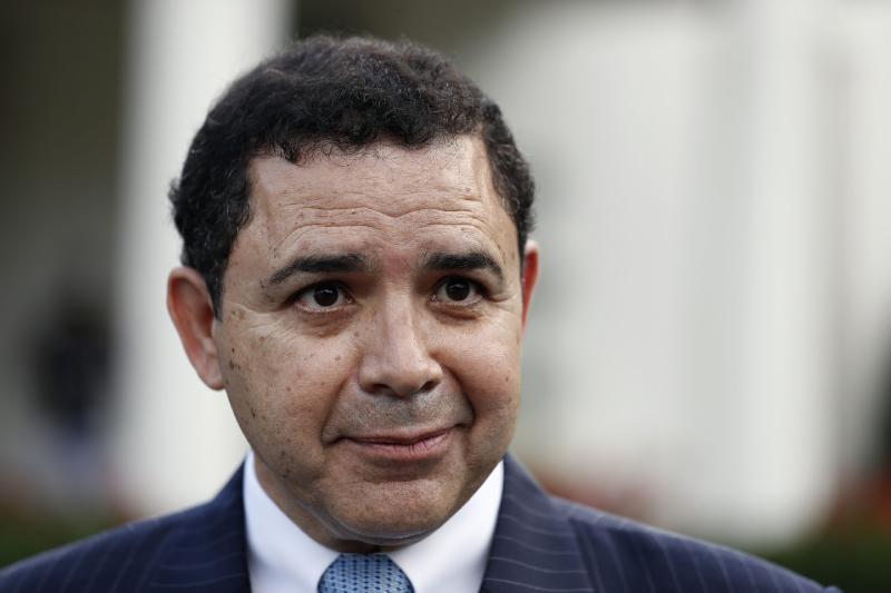 Cuellar: White House listening to 'immigration activists' on Title 42 - POLITICO