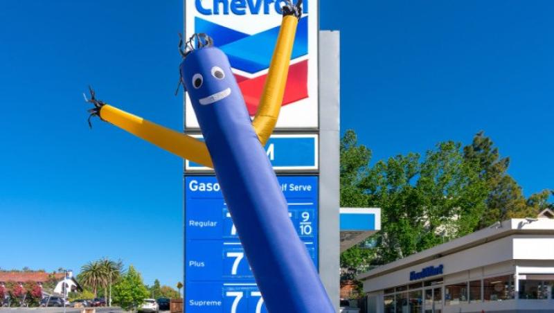 White House Attempts To Distract From High Gas Prices By Putting Up Wacky Inflatable Tube Men In Front Of Price Signs