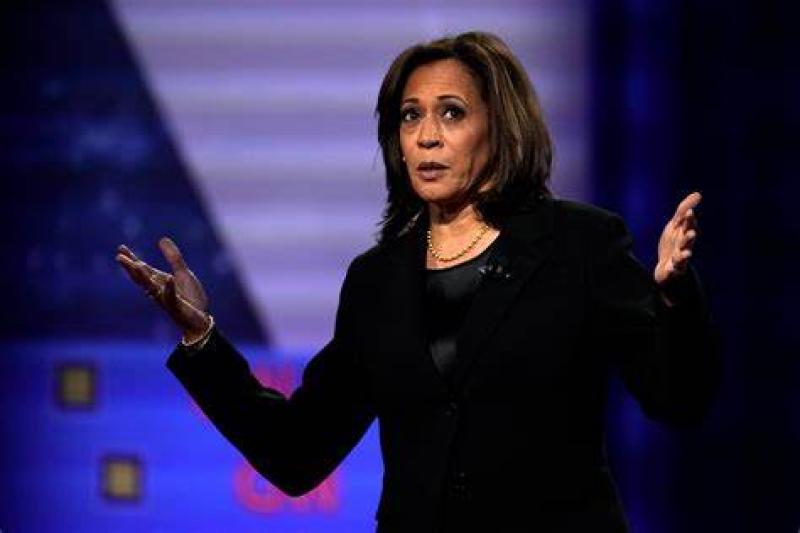 Highland Park shooting: Kamala Harris goes viral with 'seriously' word salad during visit to Chicago suburb | Fox News