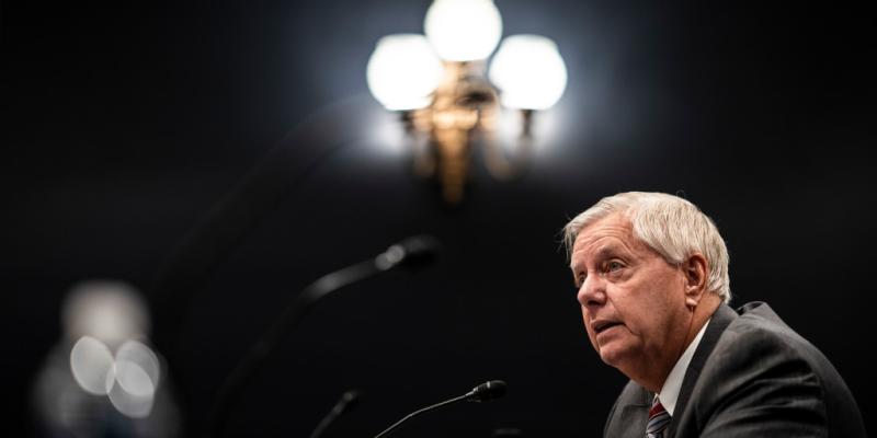 Sen. Lindsey Graham says he'll challenge subpoena in Georgia Trump probe