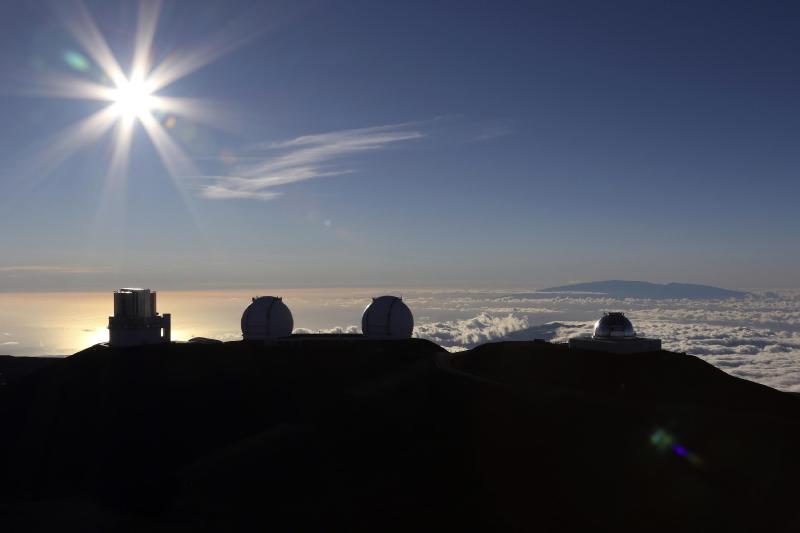 Hawaii seeks end to strife over astronomy on sacred mountain | AP News