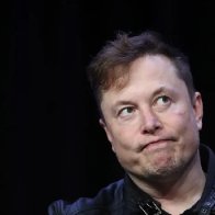 Musk Shares a Nazi Meme and Then Tells Twitter to Vote Republican