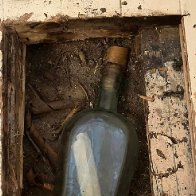 Edinburgh mum finds incredible 135-year-old message in a bottle under her floorboards