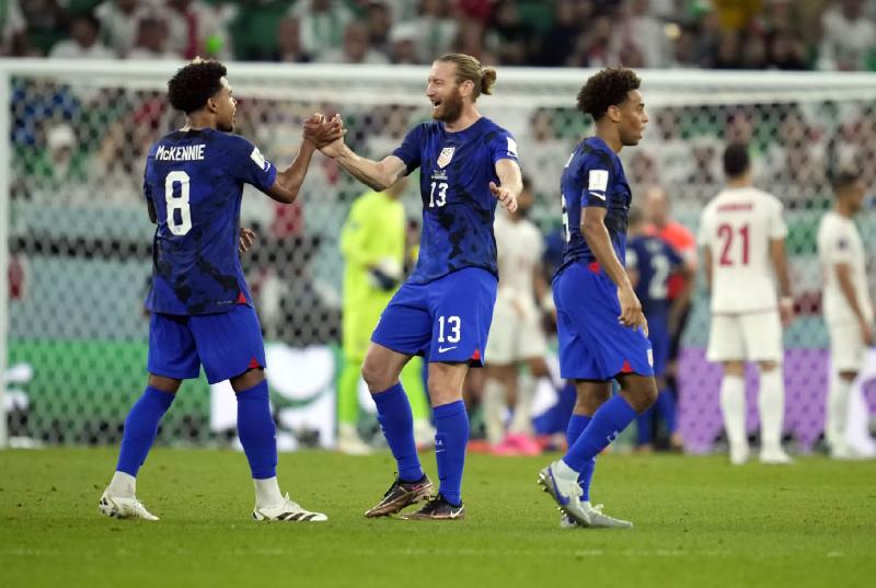 World Cup: U.S. defeats Iran on Christian Pulisic goal to advance