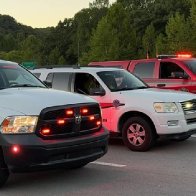 Manhunt underway for suspect in Kentucky mass shooting near highway