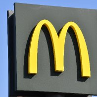 No, McDonald's didn't say 'no record' Harris worked there | Fact check