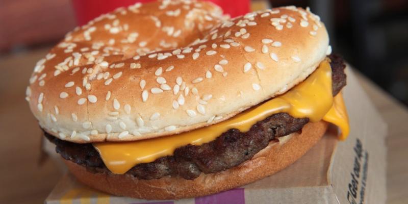 E. coli outbreak linked to McDonald's Quarter Pounders in multiple states