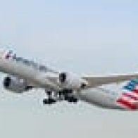  American Airlines pilot reports "long, cylindrical object" zoom by while flying over New Mexico