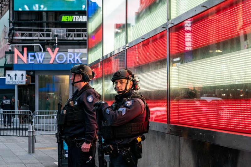Three people, including a 4-year-old, shot in New York's Times Square