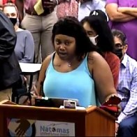 Watch This Angry Mother Go Ballistic on ‘Fascists’ at School Board Meeting