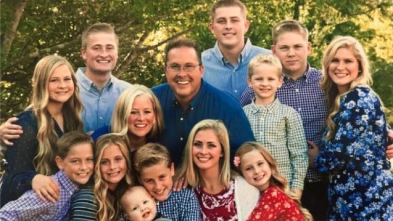Father of 12 dies of COVID in Texas after struggles finding ECMO machine, family says