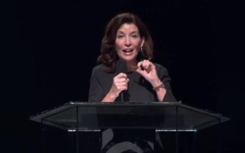 Tucker calls Gov Hochul ‘New York archdiocese of the coronacult’ after creepy church lecture