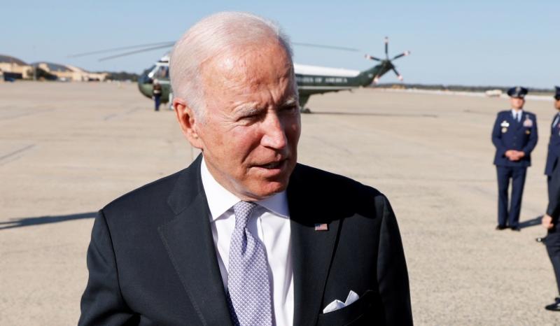 Biden's Average Approval Rating Drops to New Low amid Inflation, Immigration Worries