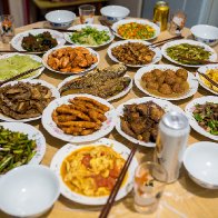 Memories of Chinese New Year's Eve dinner