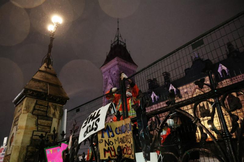 How American right-wing funding for Canadian trucker protests could sway U.S. politics