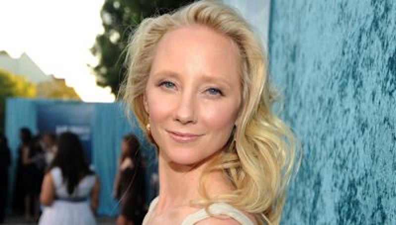 Anne Heche, 53, 'peacefully taken off life support' | Fox News