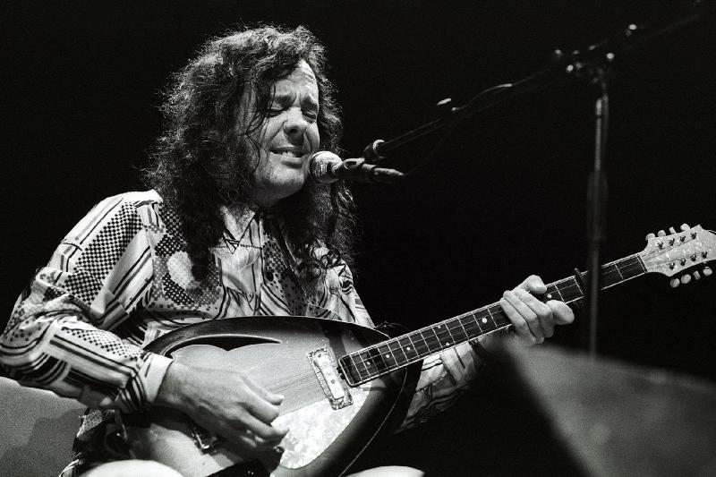 Musician David Lindley Dead at 78 Years Old - Rolling Stone