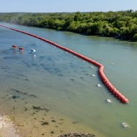 Texas shows no sign of complying with Justice's Monday deadline to remove buoy immigration barriers | Just The News