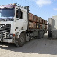 Israel opens crossing into Gaza; Hamas blocks passage of goods