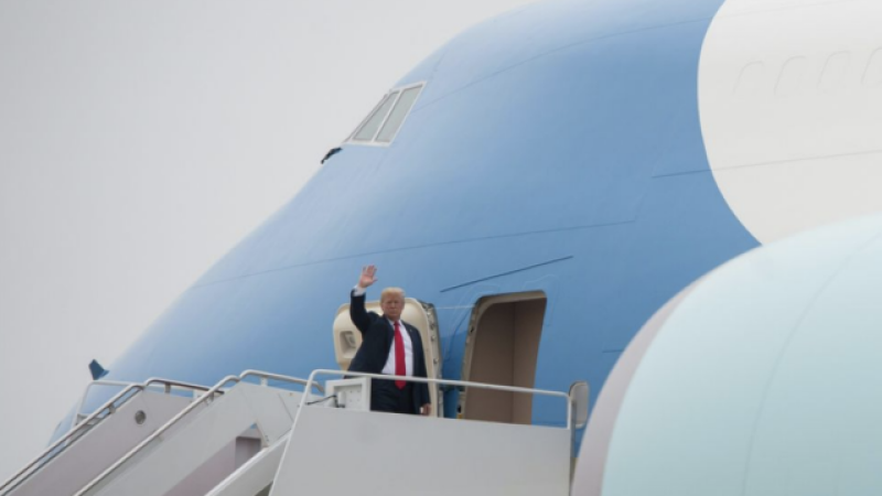Trump Wants to Give Air Force One Makeover