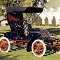 One Intrepid Motorist Is At Present Traversing The Nation In A 1919 Franklin Motor Car