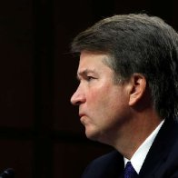 Kavanaugh hearing: Democrats cry foul over lack of access to documents, seek to delay proceedings 