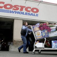 How to save money at Costco (and avoid overspending), according to shopping pros