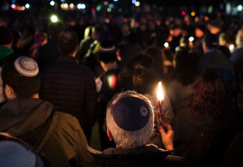 US Muslim groups raise tens of thousands for synagogue victims