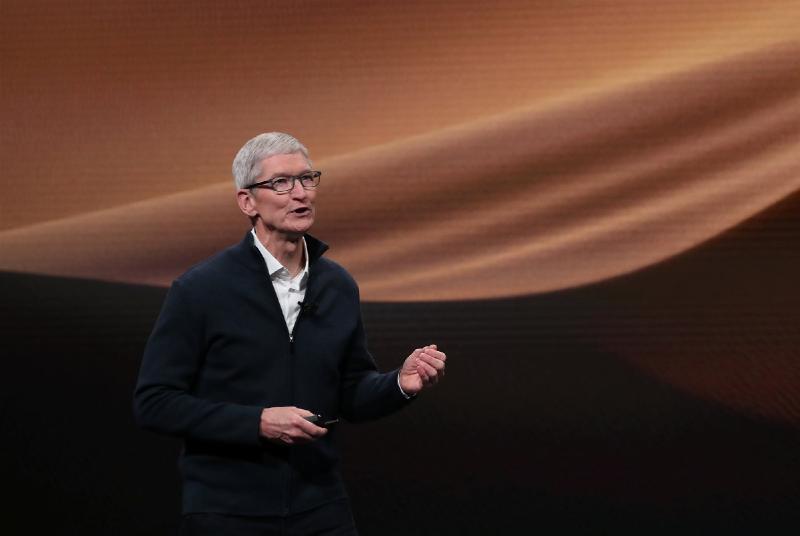 Apple's pricey new iPhones like the XS and XS Max highlight Tim Cook's shift in strategy