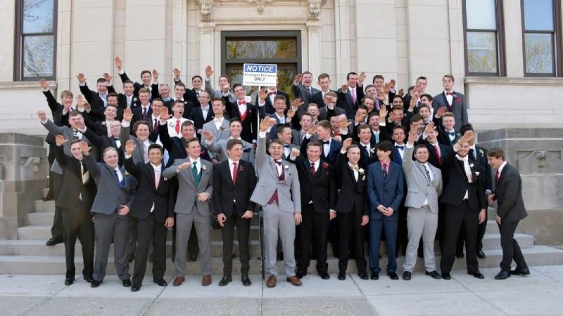 Students photographed appearing to give Nazi salute protected by free-speech, Wisconsin school district says