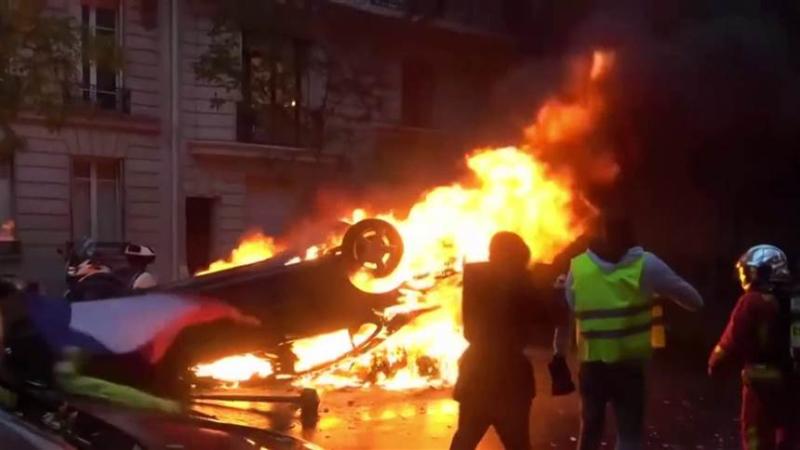  'Yellow Jacket' riots rock Paris, leaves 133 injured, 412 arrested