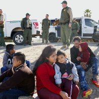 U.S. Arrests Record Number of Families at Southern Border