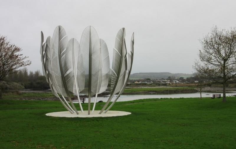 IRISH PRIME MINISTER VISITS CHOCTAW NATION TO THANK THEM FOR FAMINE DONATION MADE 172 YEARS AGO