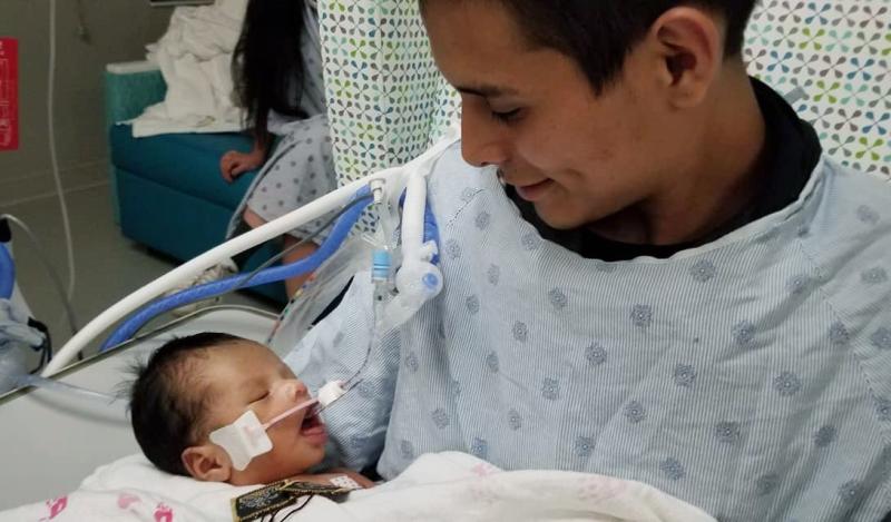  Baby in critical condition after being ripped from mother's womb in Chicago murder case
