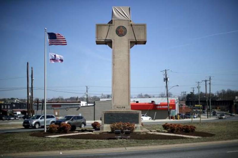 Supreme Court: 40-foot tall, cross-shaped World War I memorial can continue to stand on public land in Maryland 