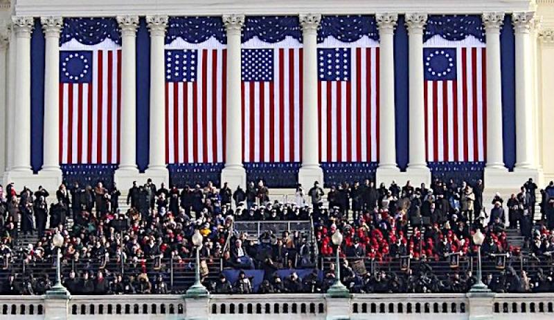 Betsy Ross flag now decried by 2020 Dems, pundits was flown during Obama's 2nd inauguration