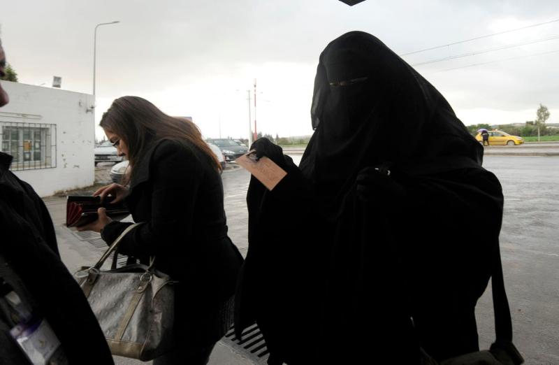 Tunisia becomes the latest country to ban full-face veils after a spate of terrorist attacks