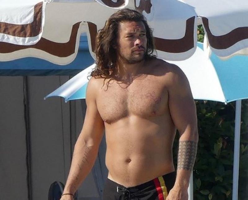 Jason Momoa Ridiculously Shamed on Social Media for Not Being in Aquaman Shape