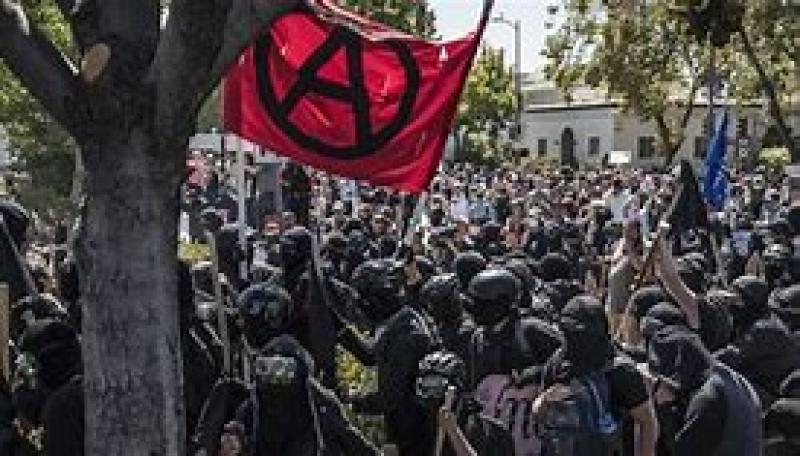 Democratic Rep. calls Antifa members 'peaceful protesters' during CNN interview
