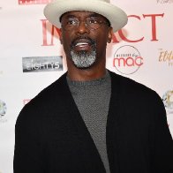 'Grey's Anatomy' star Isaiah Washington opens up about decision to leave the Democratic party after Trump White House visit