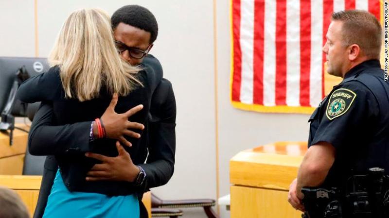 Emotions run high in and outside of courtroom after Amber Guyger sentenced to 10 years for Botham Jean's murder