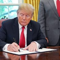 Trump Writes Unhinged ‘Legal’ Letter Demanding That CNN Pay Him Money