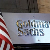 Goldman sees unprecedented stop in economic activity, with 2nd quarter GDP contracting 24%