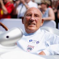 F1 legend Sir Stirling Moss dies, aged 90
